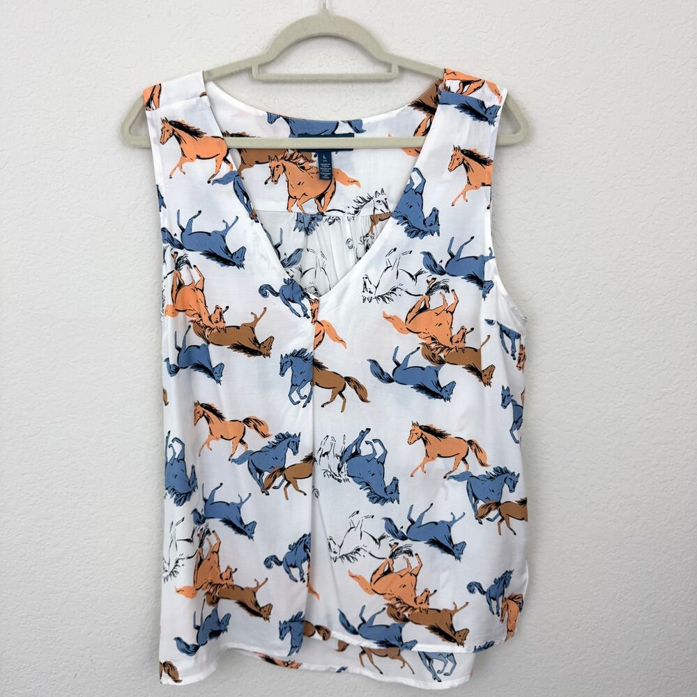 LAST CHANCE! 🐎🐎🐎Horse print Modcloth top